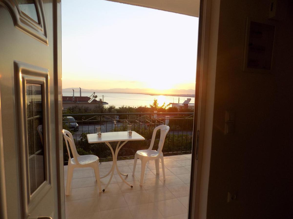 Coastal Haven Daire Kalamata Dış mekan fotoğraf
