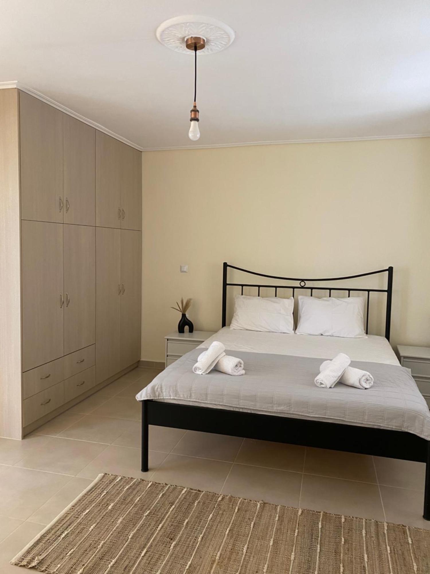 Coastal Haven Daire Kalamata Dış mekan fotoğraf